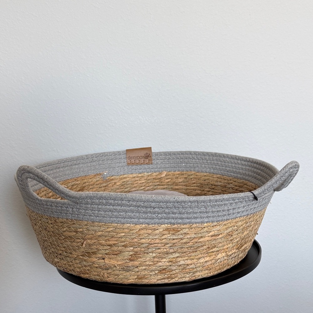 Dexycats by Dexypaw Natural Sisal Basket Cat Bed New with Tags